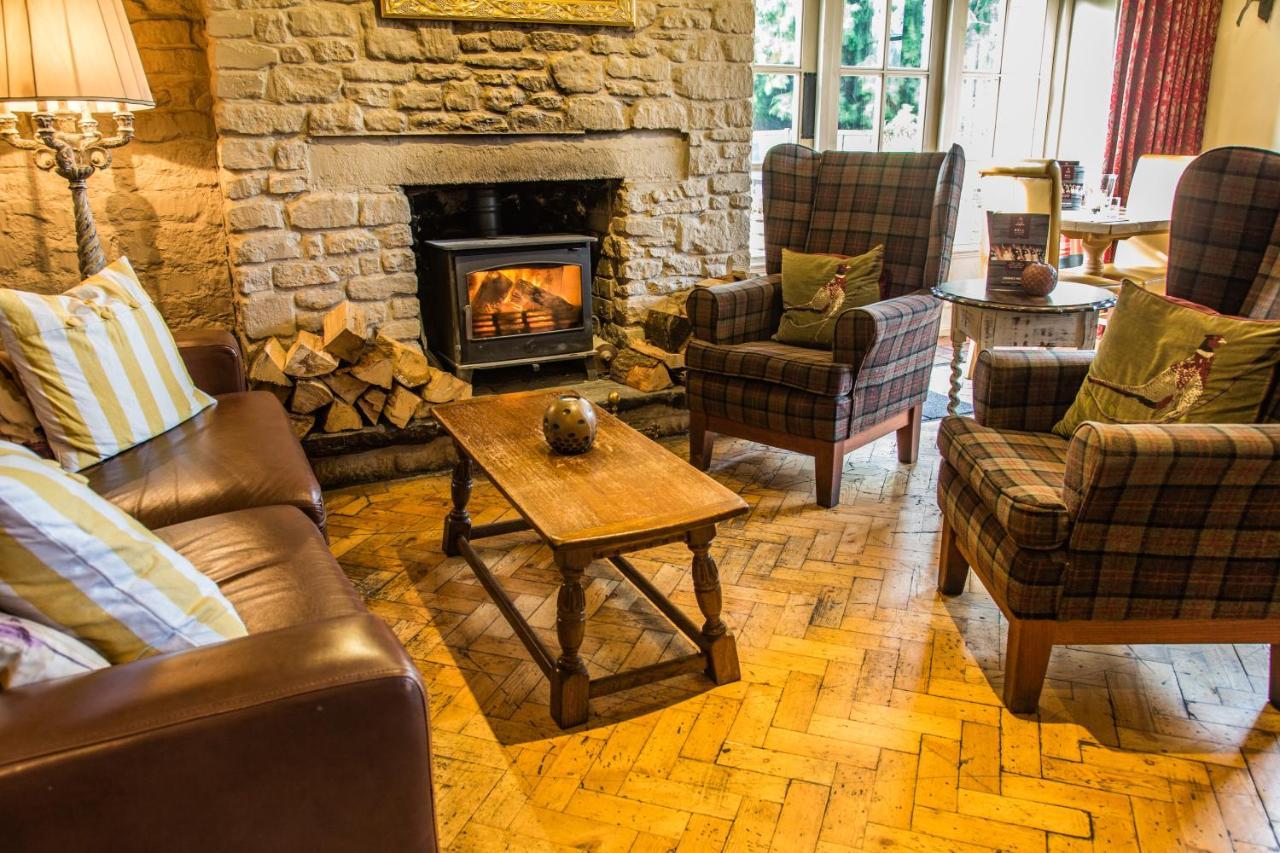 Hotel The Bell At Old Sodbury Chipping Sodbury Esterno foto
