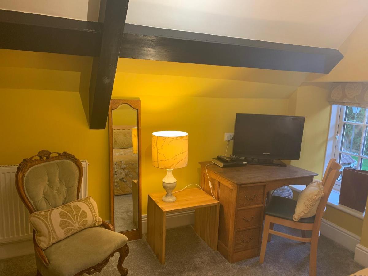 Hotel The Bell At Old Sodbury Chipping Sodbury Esterno foto